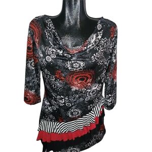 Le Grenier Black and Red Draped Neckline Top With Cropped Sleeves L